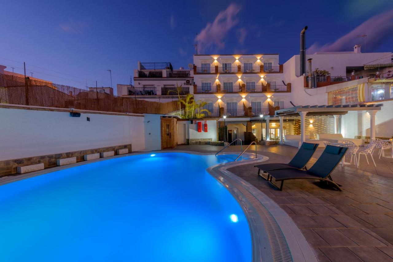Hotel Boutique Sibarys - Adults Recommended Nerja Bagian luar foto