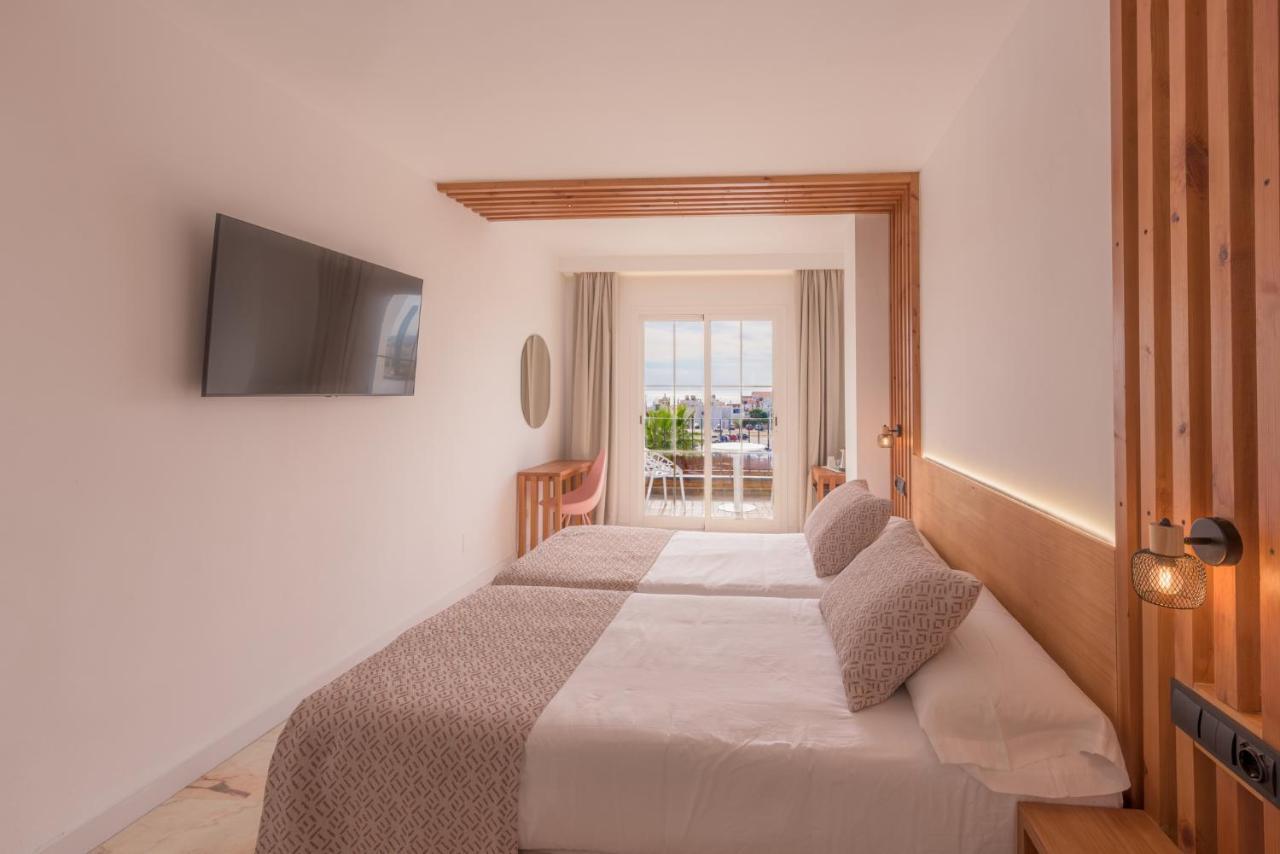 Hotel Boutique Sibarys - Adults Recommended Nerja Bagian luar foto