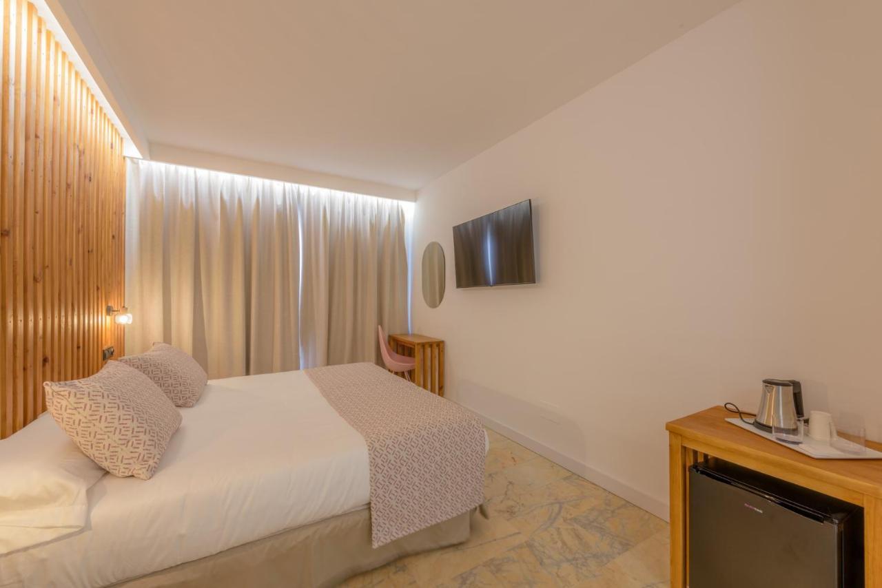 Hotel Boutique Sibarys - Adults Recommended Nerja Bagian luar foto