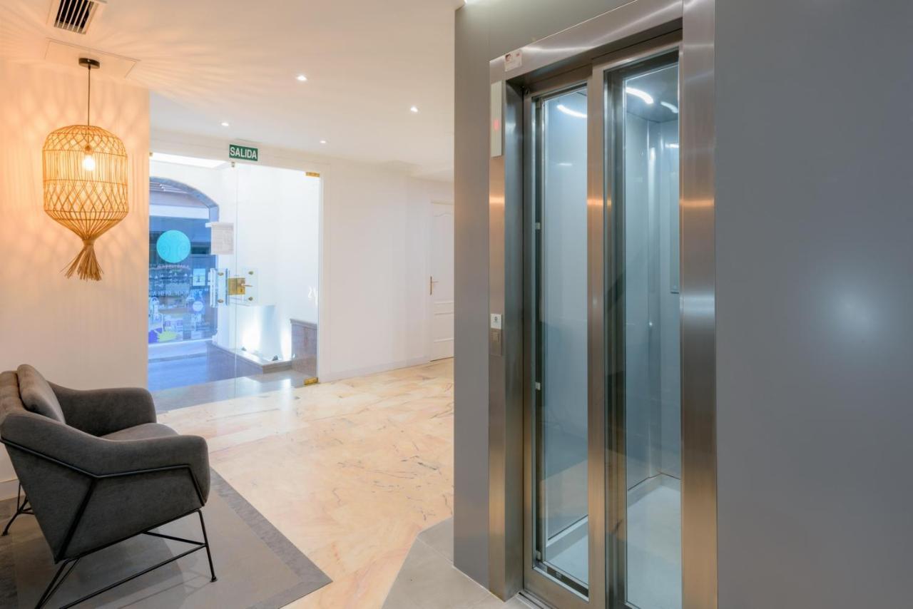 Hotel Boutique Sibarys - Adults Recommended Nerja Bagian luar foto