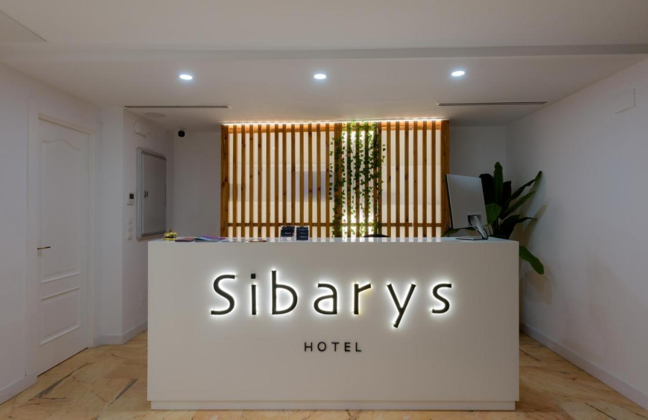 Hotel Boutique Sibarys - Adults Recommended Nerja Bagian luar foto