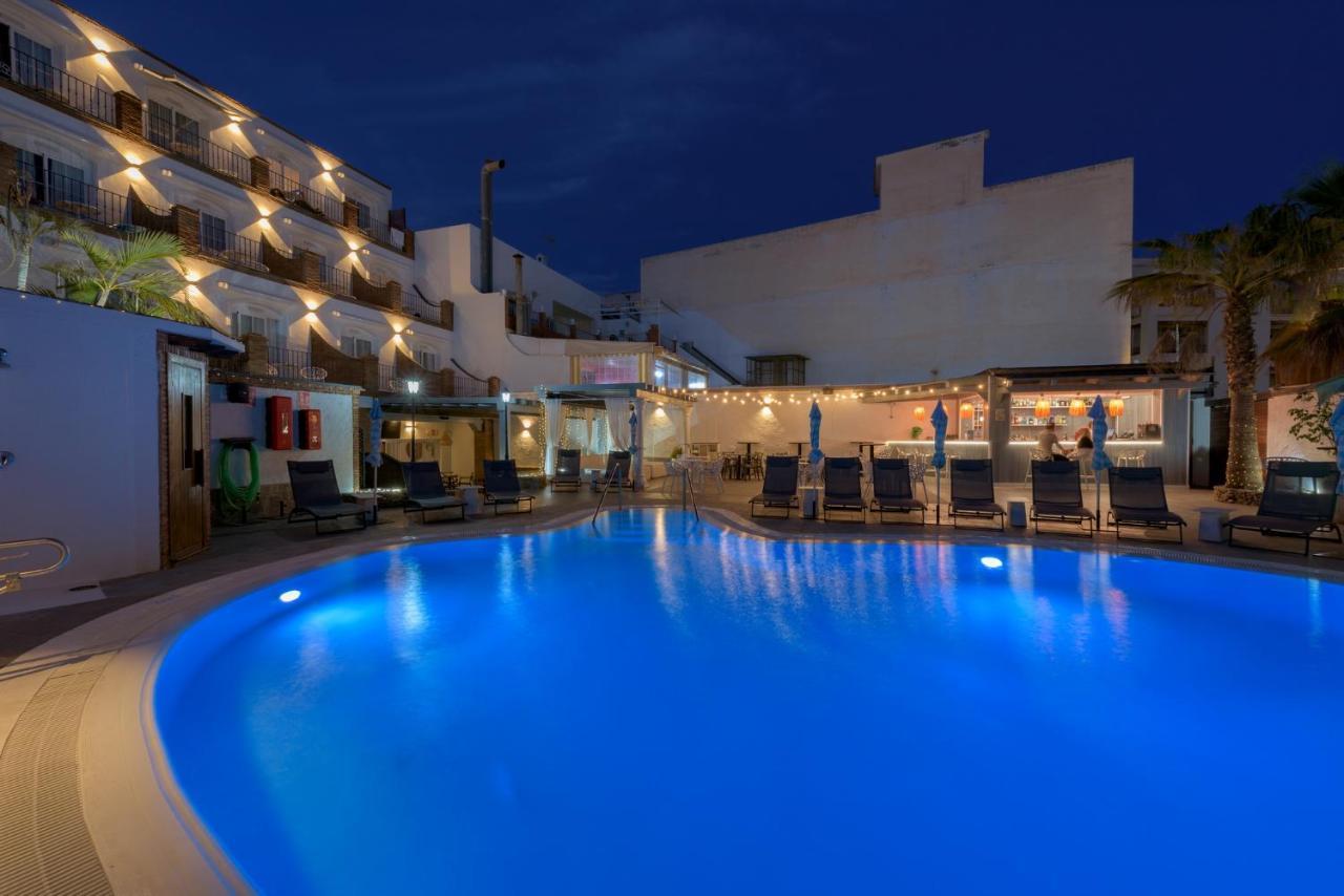 Hotel Boutique Sibarys - Adults Recommended Nerja Bagian luar foto
