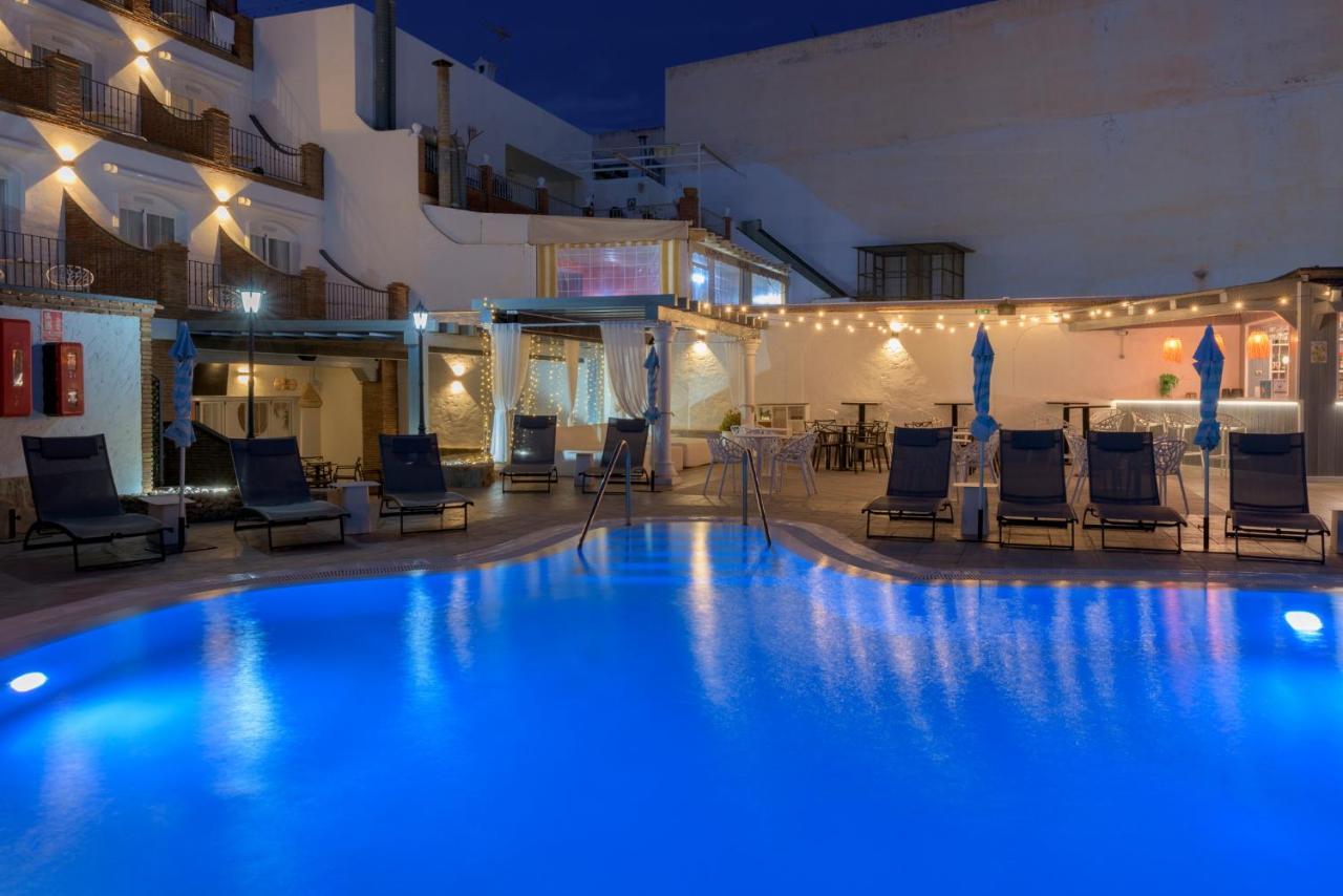 Hotel Boutique Sibarys - Adults Recommended Nerja Bagian luar foto