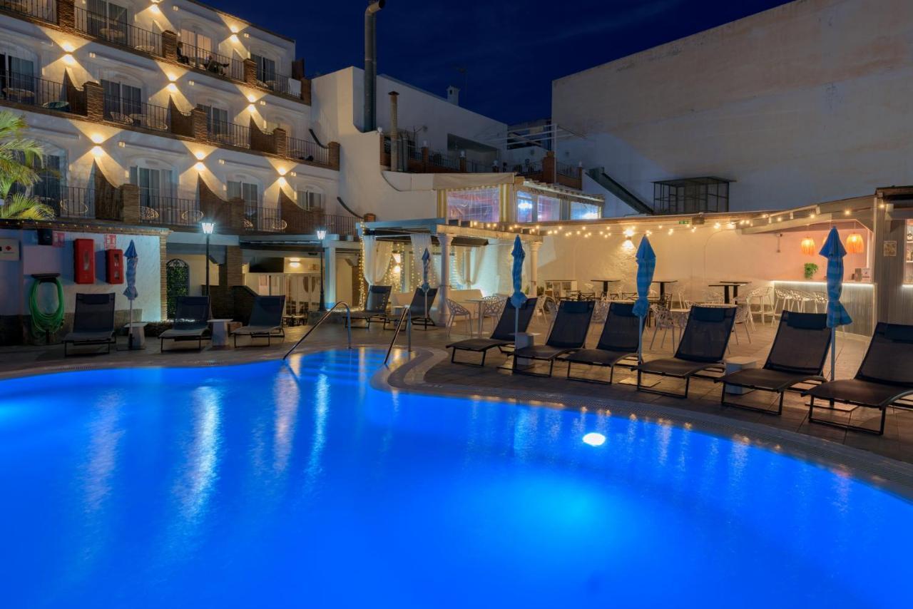 Hotel Boutique Sibarys - Adults Recommended Nerja Bagian luar foto